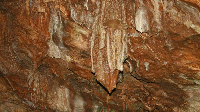 La Grotte aux Fées au Val-de-Travers
